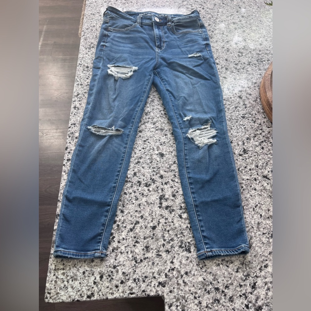 American Eagle Destroyed Skinny Jeans